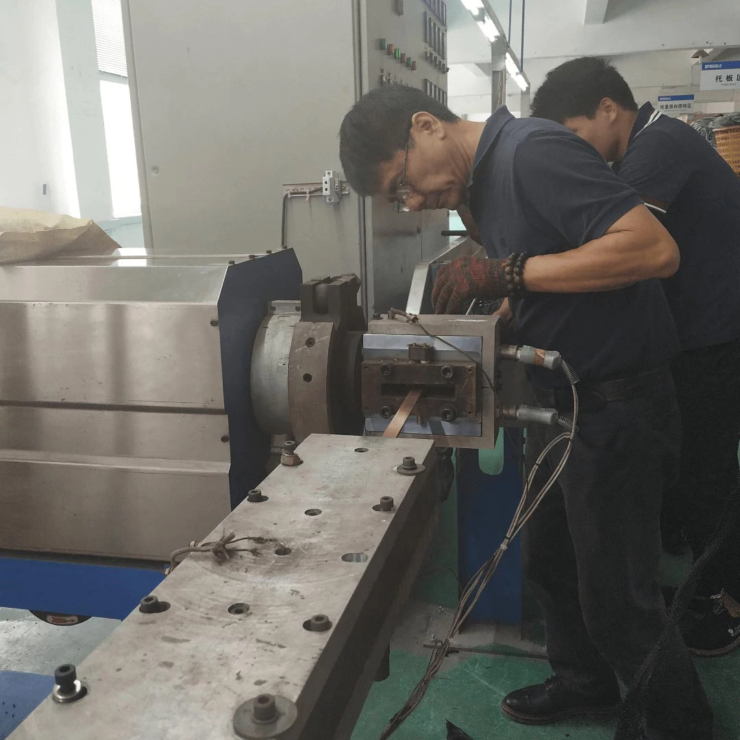 Flexible insulated copper busbars