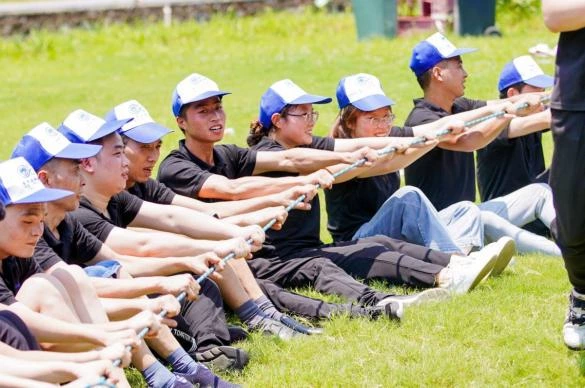 Ride Out the Storm and Fight to the End - BRIDGOLD Organized Outdoor Development Activity at Wencheng County