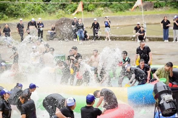 Ride Out the Storm and Fight to the End - BRIDGOLD Organized Outdoor Development Activity at Wencheng County